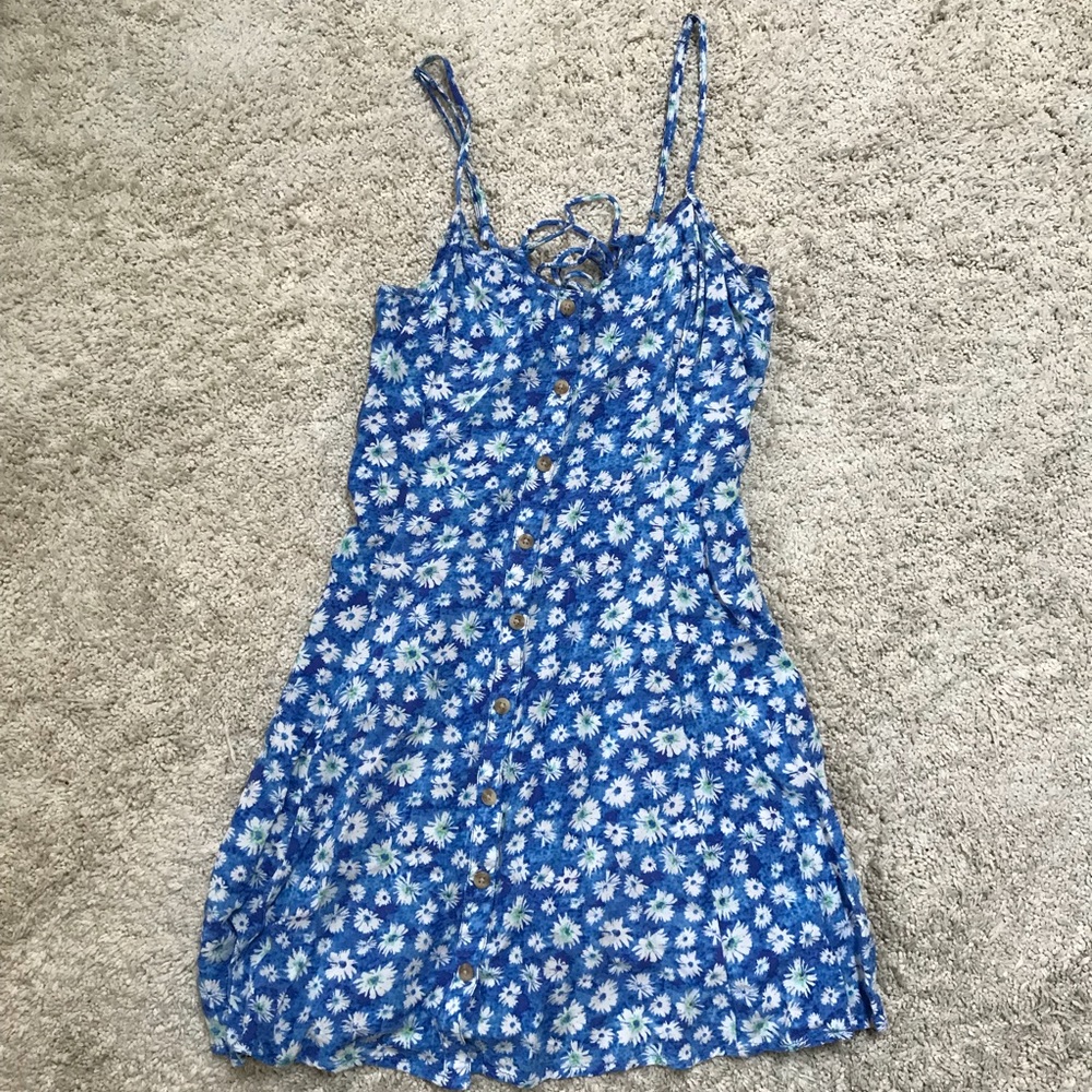 Women’s floral strappy dress